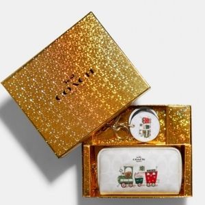 Coach Boxed Small Boxy Cosmetic Case & Mirror
